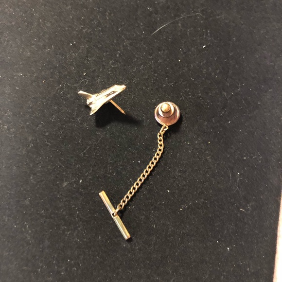 NASA Space Shuttle vintage goldtone tie tack pin - Picture 4 of 5